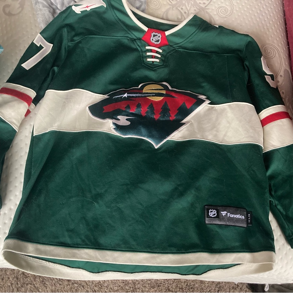 Minnesota Wild - Kirill Kaprizov #97 Men’s Large hockey Jersey